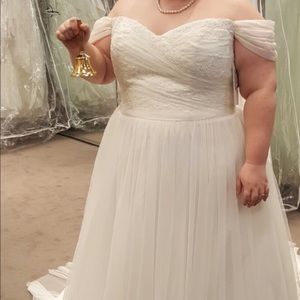 David’s Bridal Wedding Gown